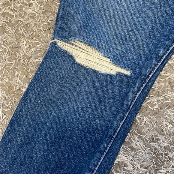 Alice + Olivia AO LA High Waisted rise button fly Ripped denim Skinny Jeans